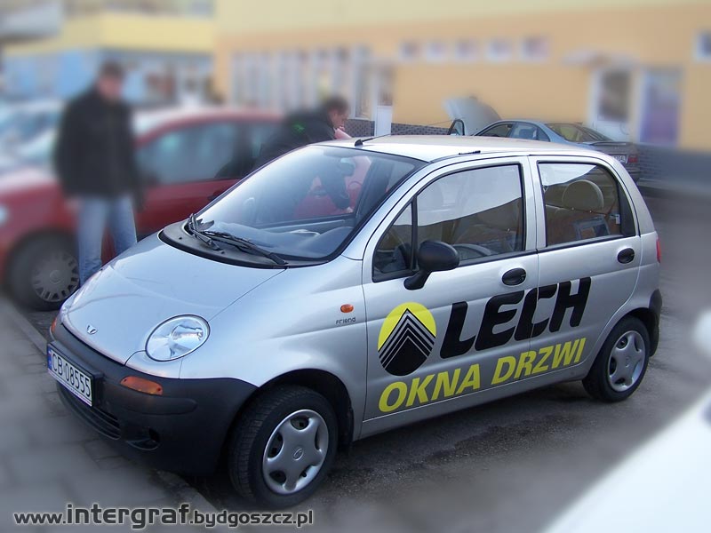 Intergraf - reklama na samochodach - Lech